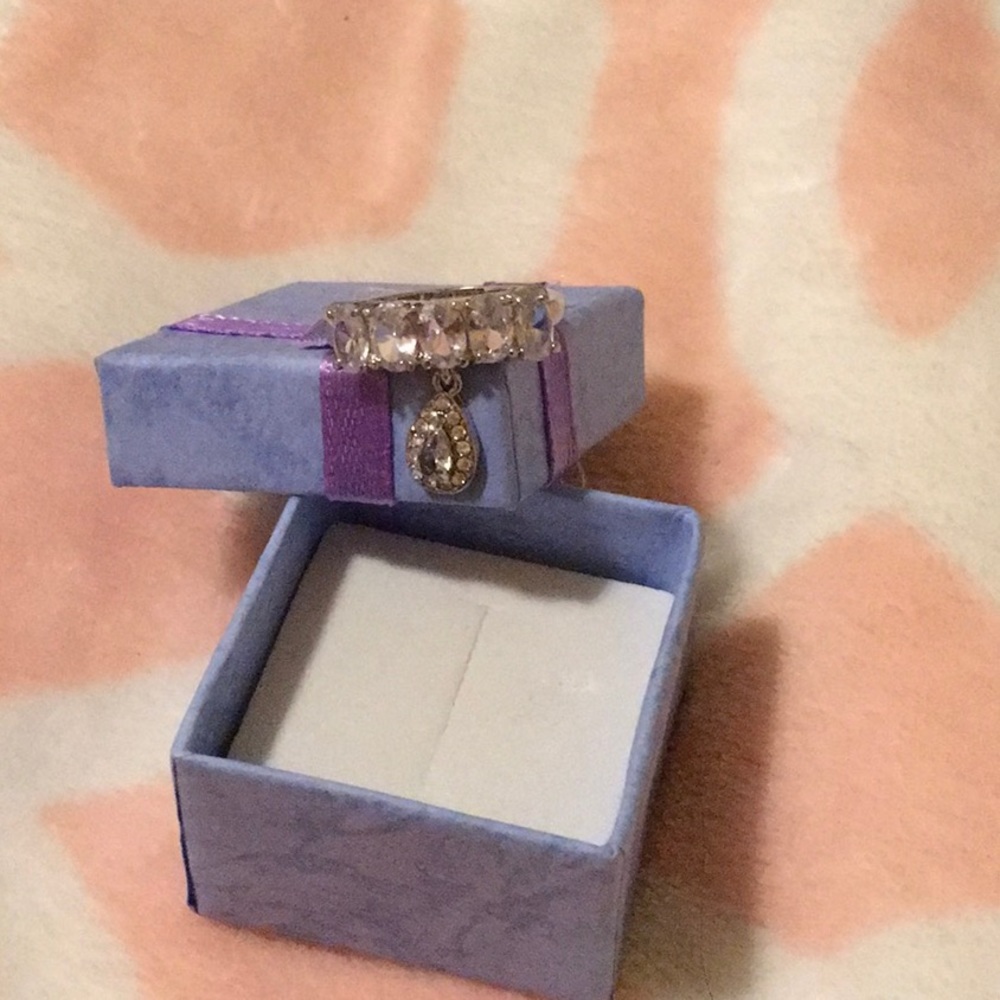 Jewelry CZ Silver ring - Picture 3 of 7